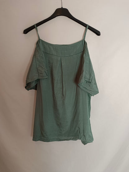 ZARA. Top verde agua bordado T.m