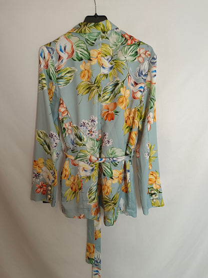 ZARA. Blazer azul flores T.s