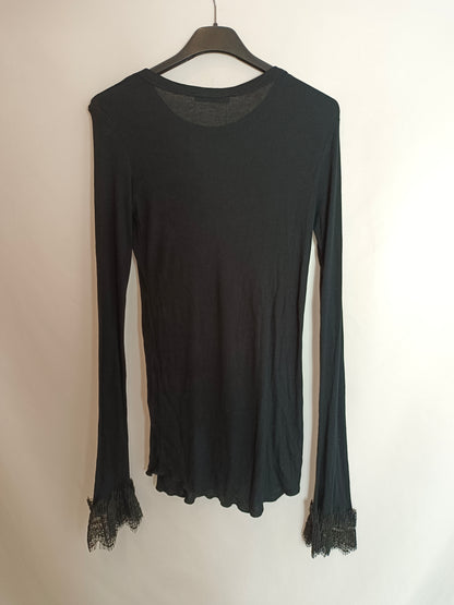 ZARA. Black ribbed T-shirt
