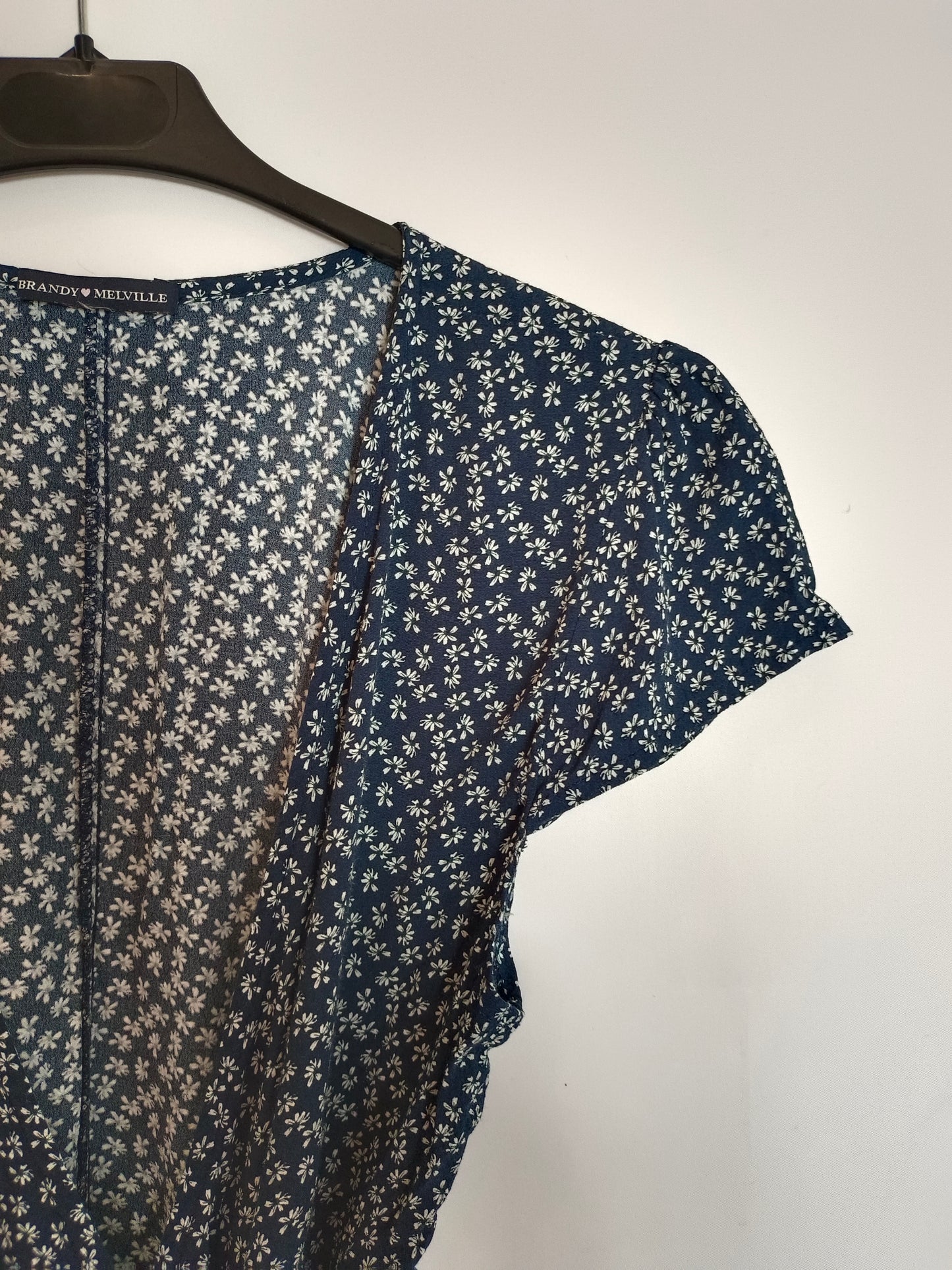 BRANDY MELVILLE. Blue floral dress S.xs/s