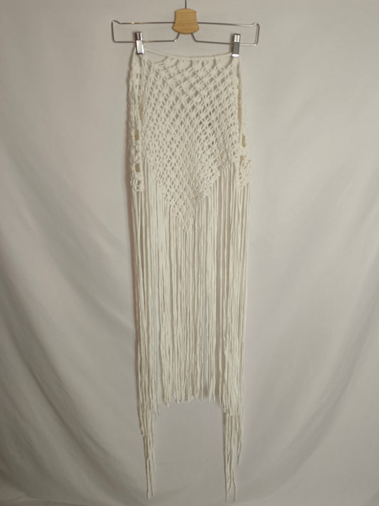 ZARA. Toquilla/pareo croché