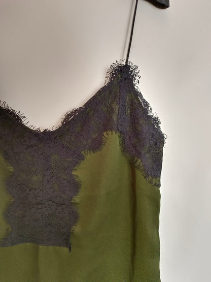 STRADIVARIUS. Top verde lencero T.s