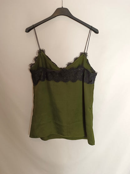 STRADIVARIUS. Top verde lencero T.s
