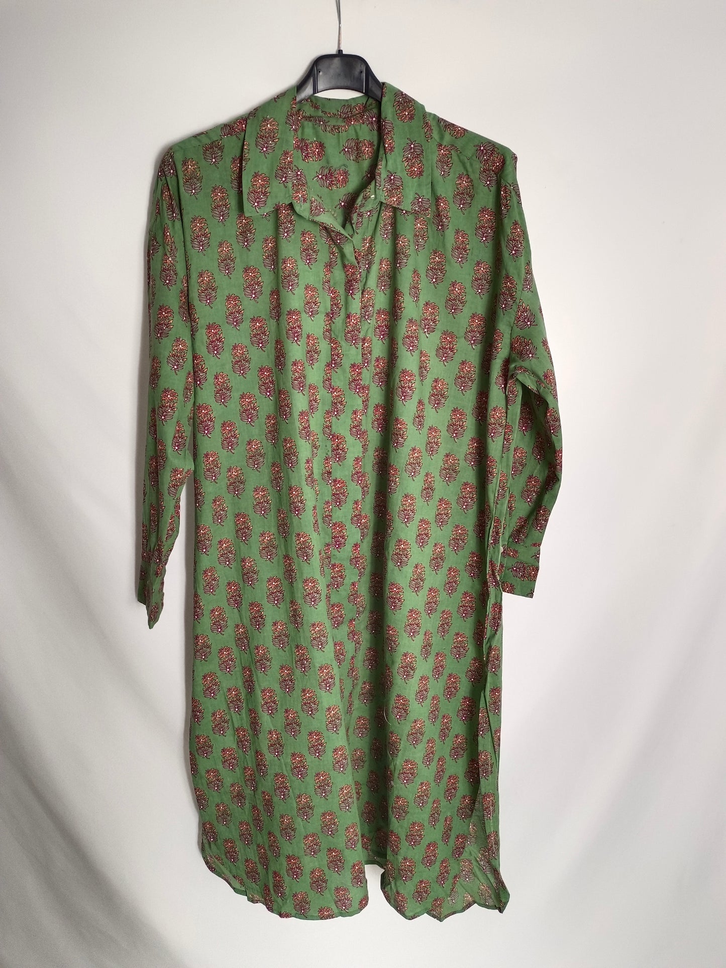 BUGANVILIA. Vestido camisero verde T.u(2XL)