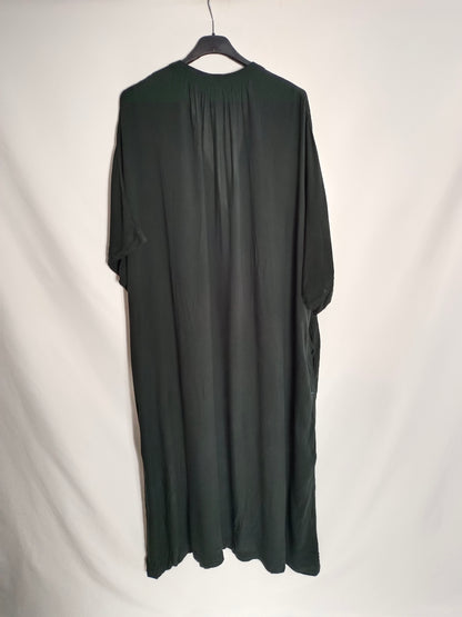 H&M. Vestido negro abotonado  T.xxl