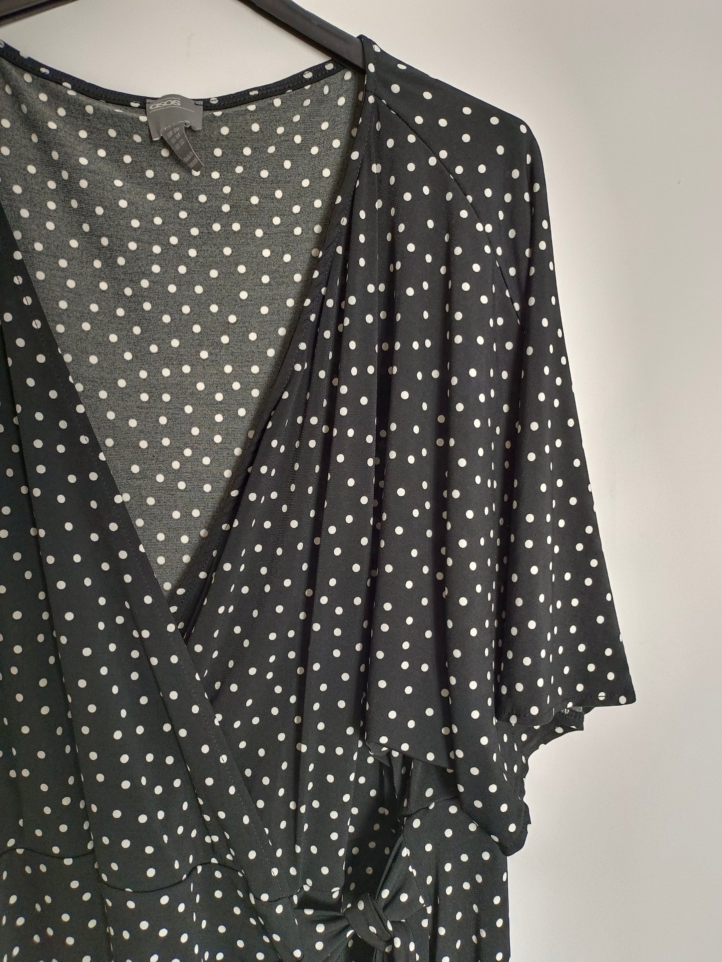 H&M. Vestido largo negro lunares T.4xl