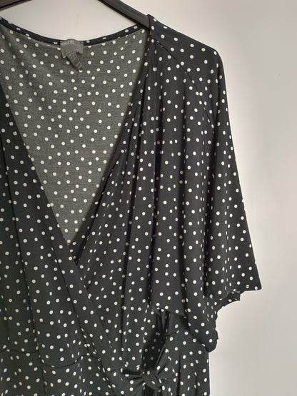 H&M. Vestido largo negro lunares T.4xl