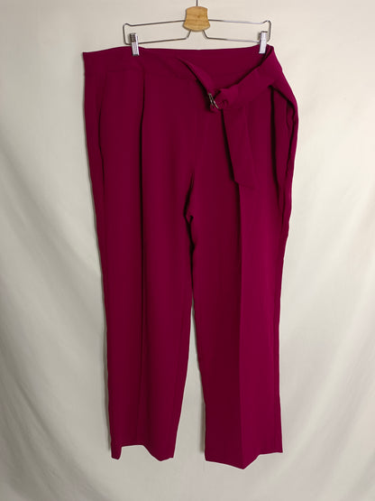 VIOLETA BY MANGO. Pantalón pinzas burdeos T.54