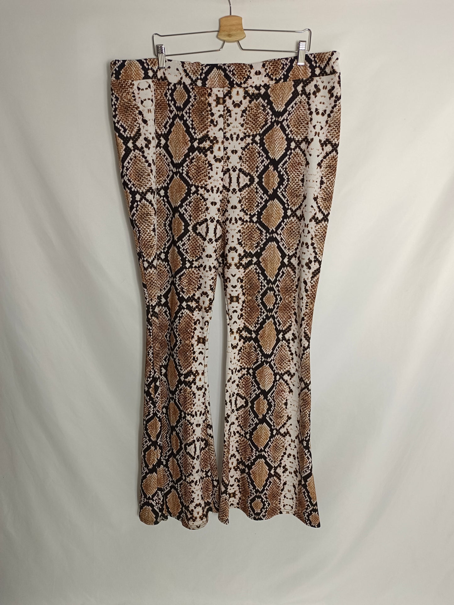 LASULA. Animal print trousers S.24plus (50)