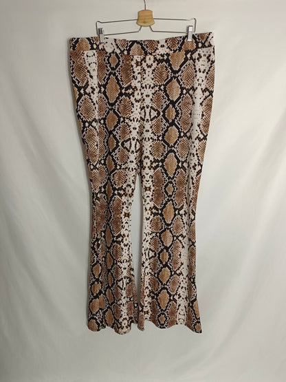 LASULA. Animal print trousers S.24plus (50)