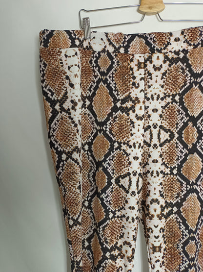 LASULA. Animal print trousers S.24plus (50)