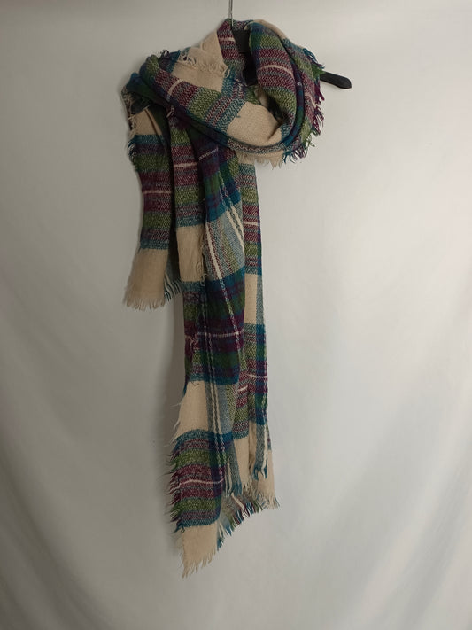 OTHERS. Green plaid scarf