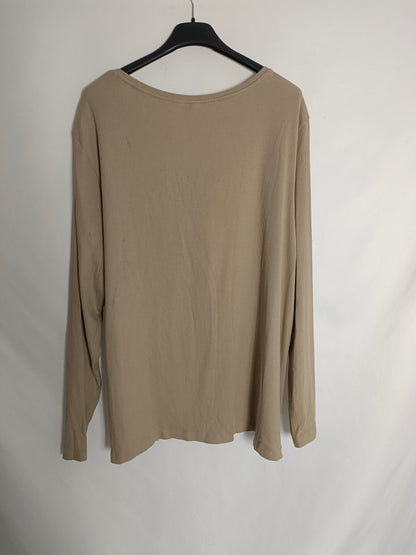 H&amp;M. Beige ribbed t-shirt T.4xl