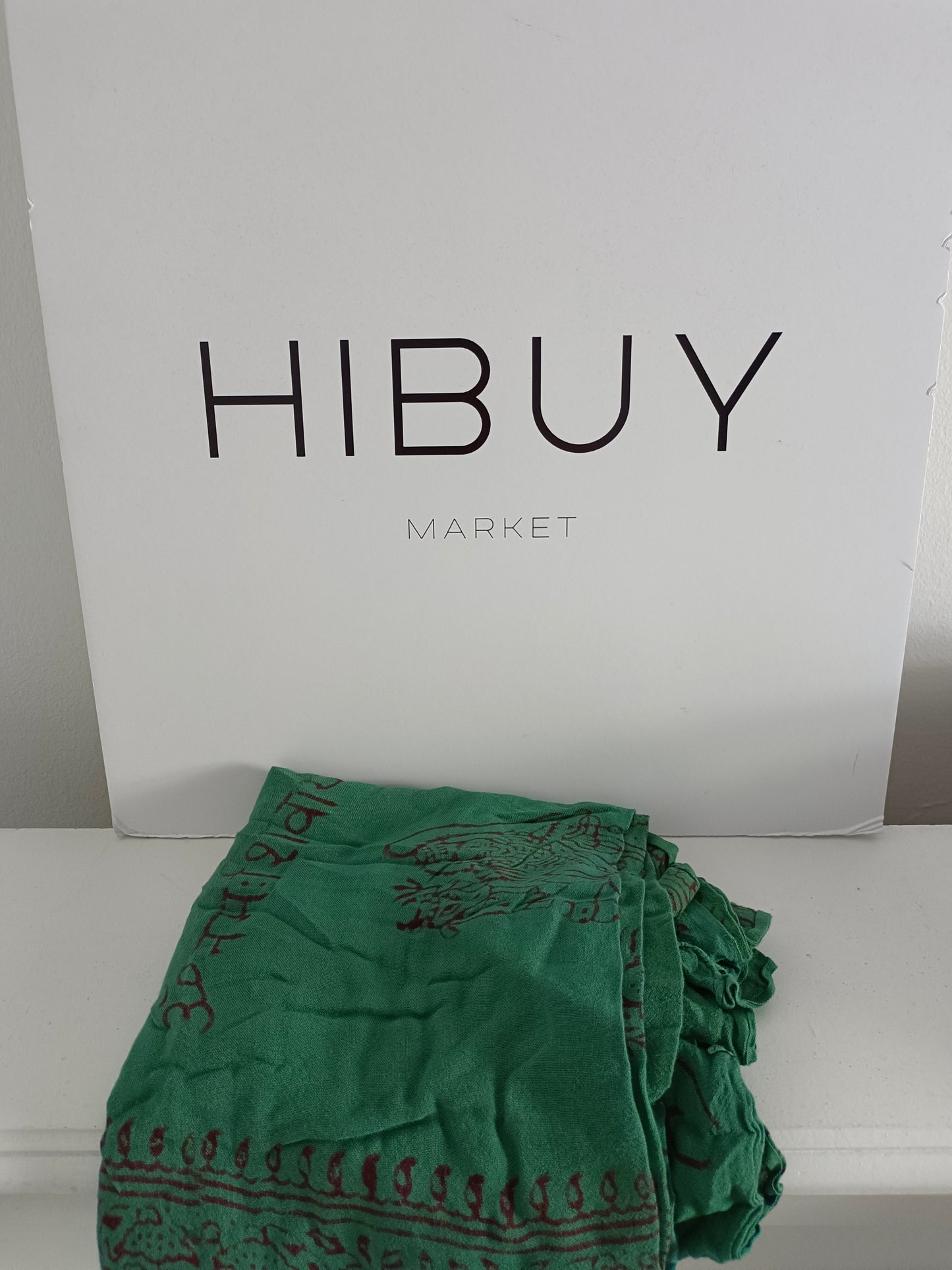 BUGANVILIA. Pareo verde hippie