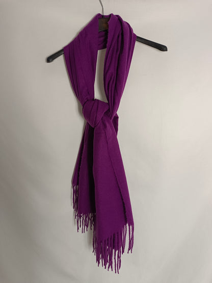 OTRAS. Bufanda morada