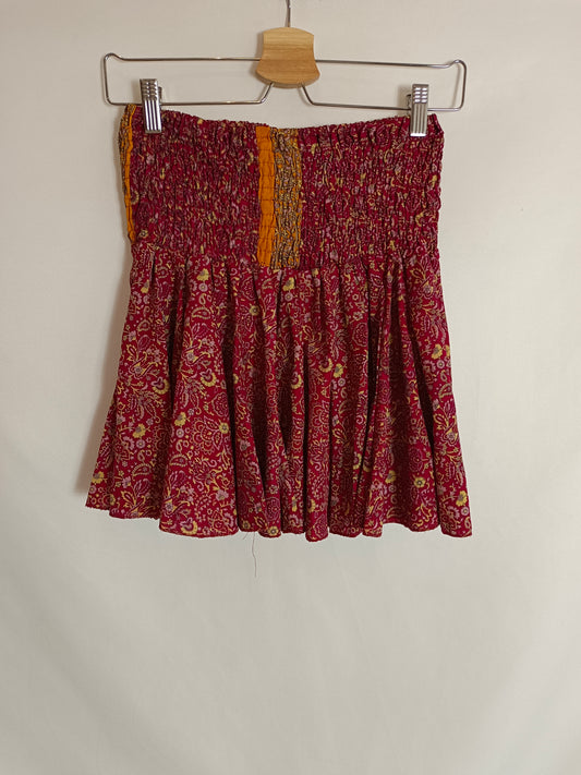 COLINE. Burgundy floral Ts skirt