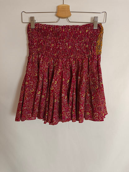 COLINE. Burgundy floral Ts skirt