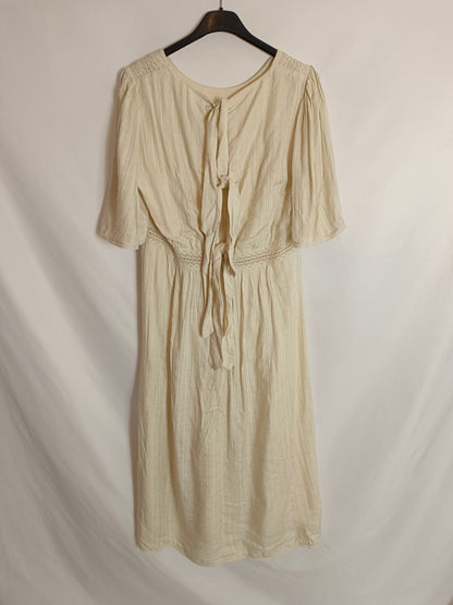 SEZANE. Vestido beige encaje T.36