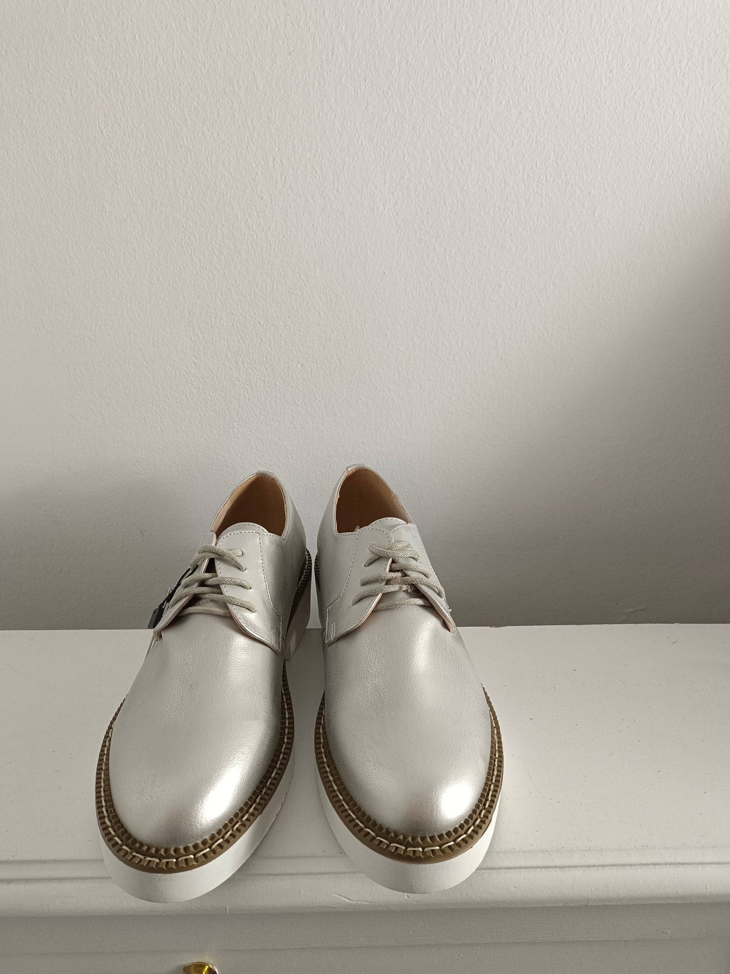 MUSTANG. Zapatos oxford plateados T.38