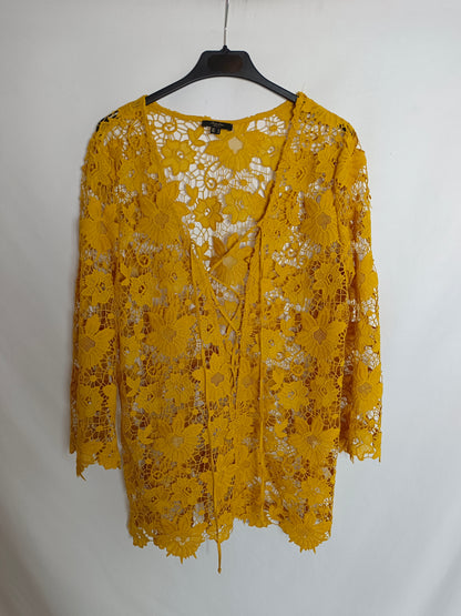 OCTOBER. Top encaje mostaza T.m