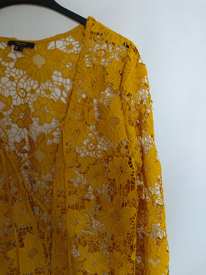 OCTOBER. Top encaje mostaza T.m