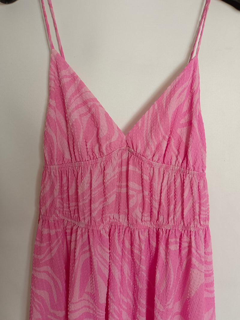 H&M. Vestido rosa textura T.34