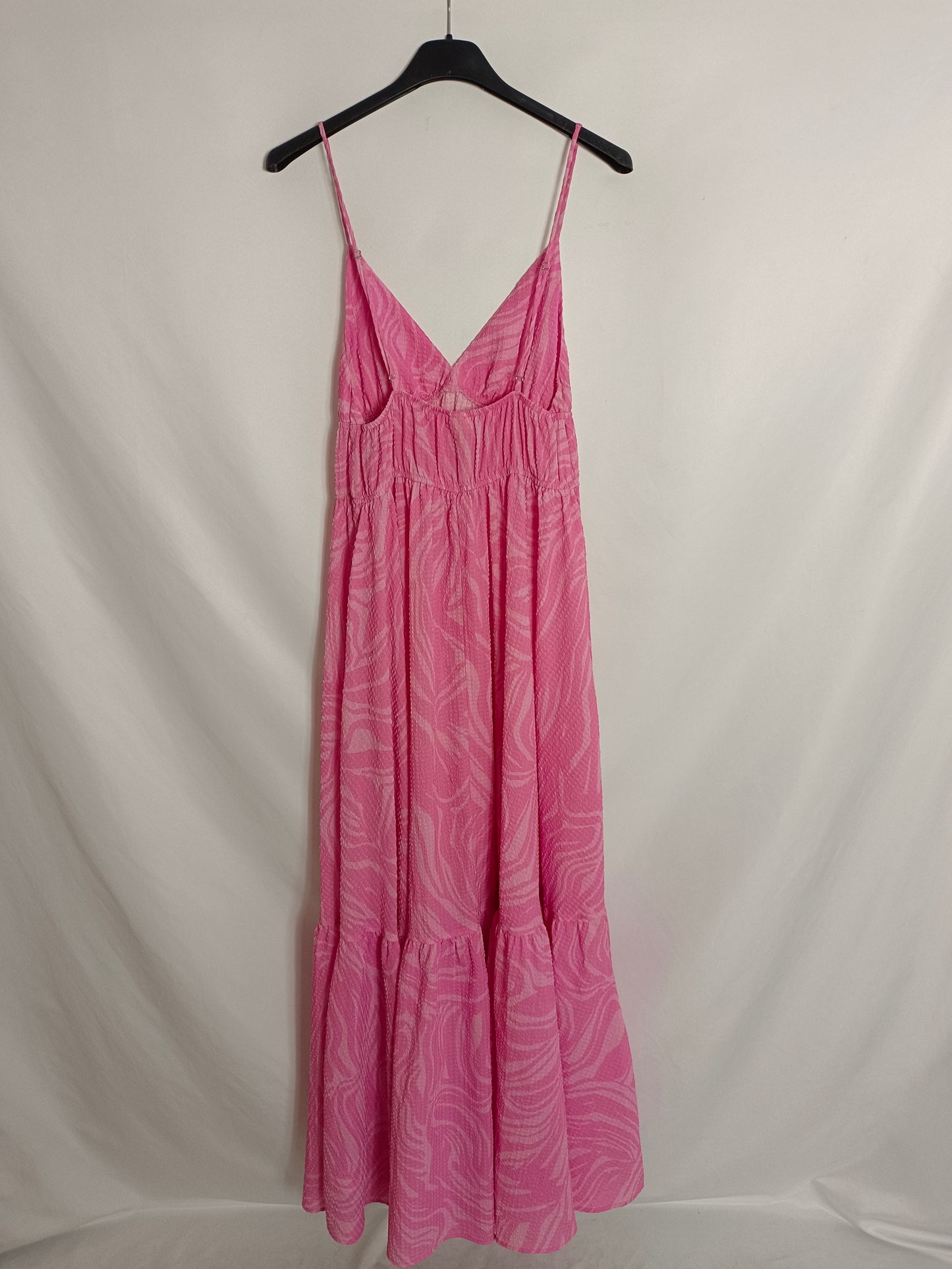H&amp;M. Textured pink dress T.34
