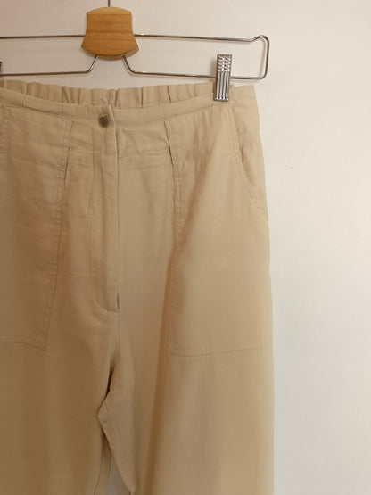 PULL&BEAR. Pantalón fluido beige T.l