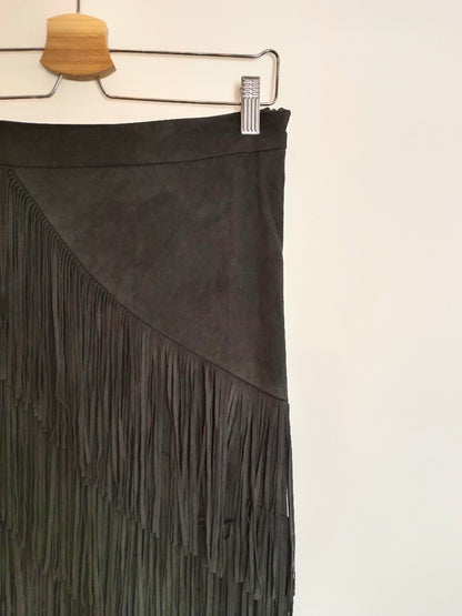 ZARA. Black Ts fringed skirt