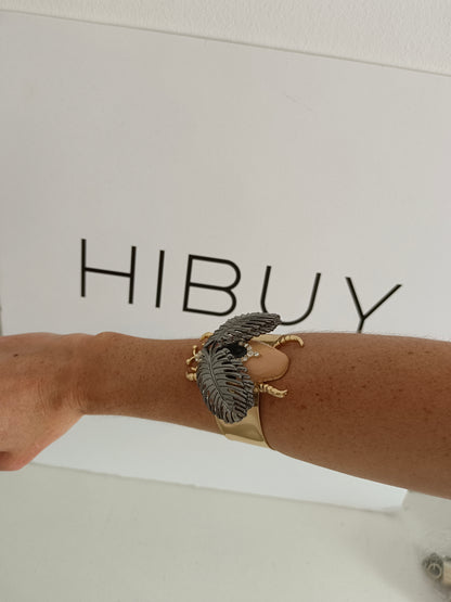 TANTREND. pulsera dorada escarabajo