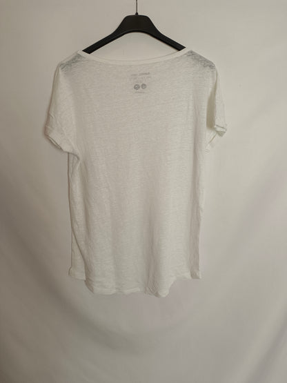 OTHERS. Basic white T-shirt Ts