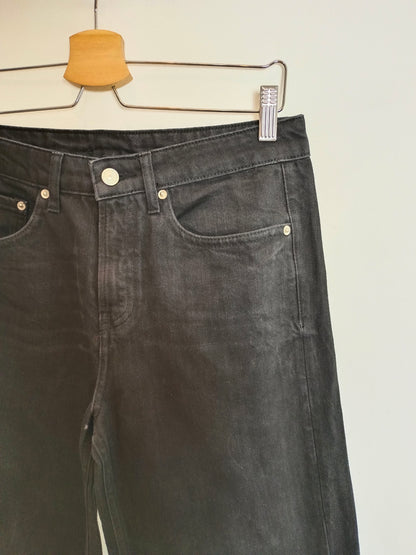 ZARA. Straight black trousers Tu(38)