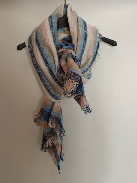 OTRAS. Bufanda oversized rayas