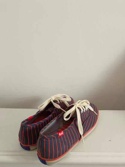 KEDS. Zapatillas lona gris rayas T.37