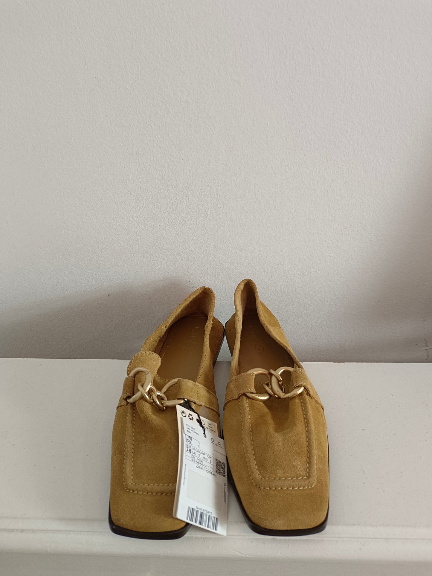 MANGO. Mocasines camel piel T.38