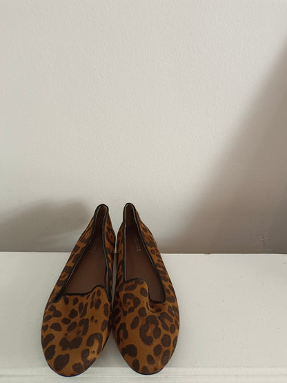 BLANCO. Mocasines animal print T.38