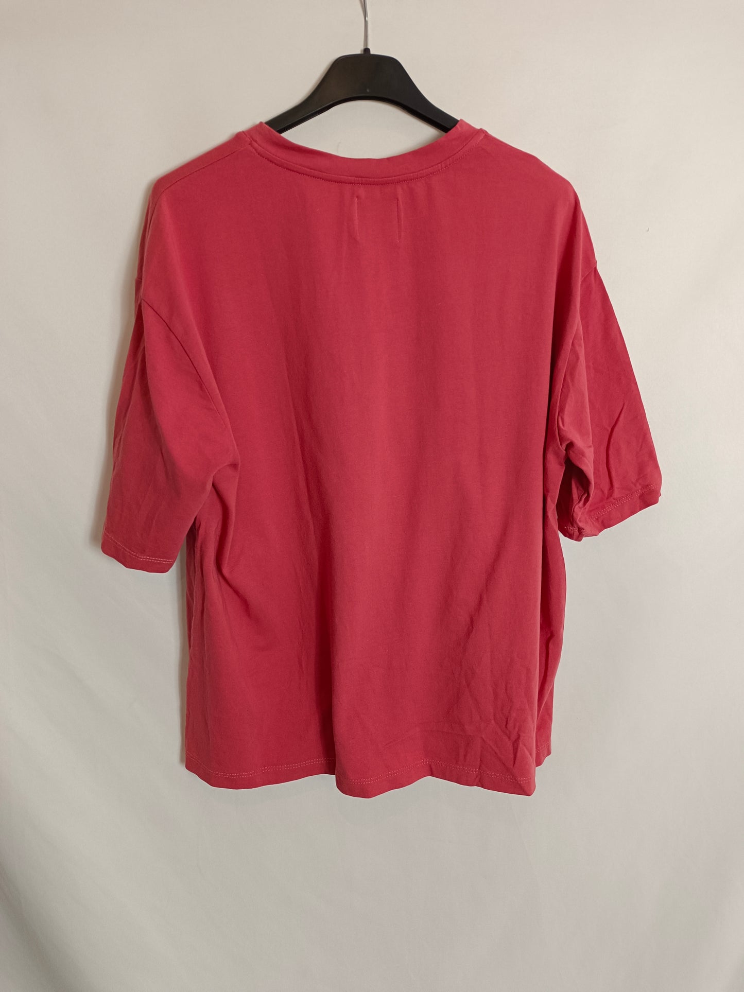 SIXXTA. Camiseta rosa dibujo Tu(m)