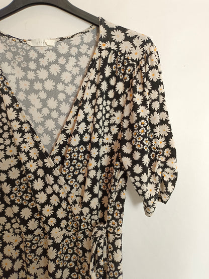 LUSH. Vestido negro margaritas T.m