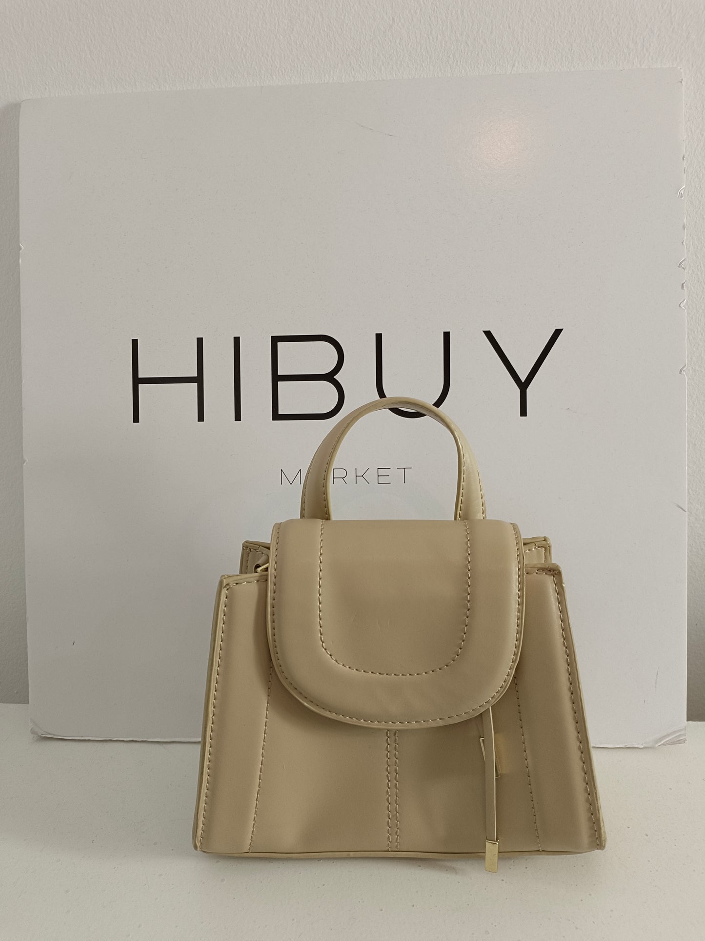 ZARA. Beige leatherette bag