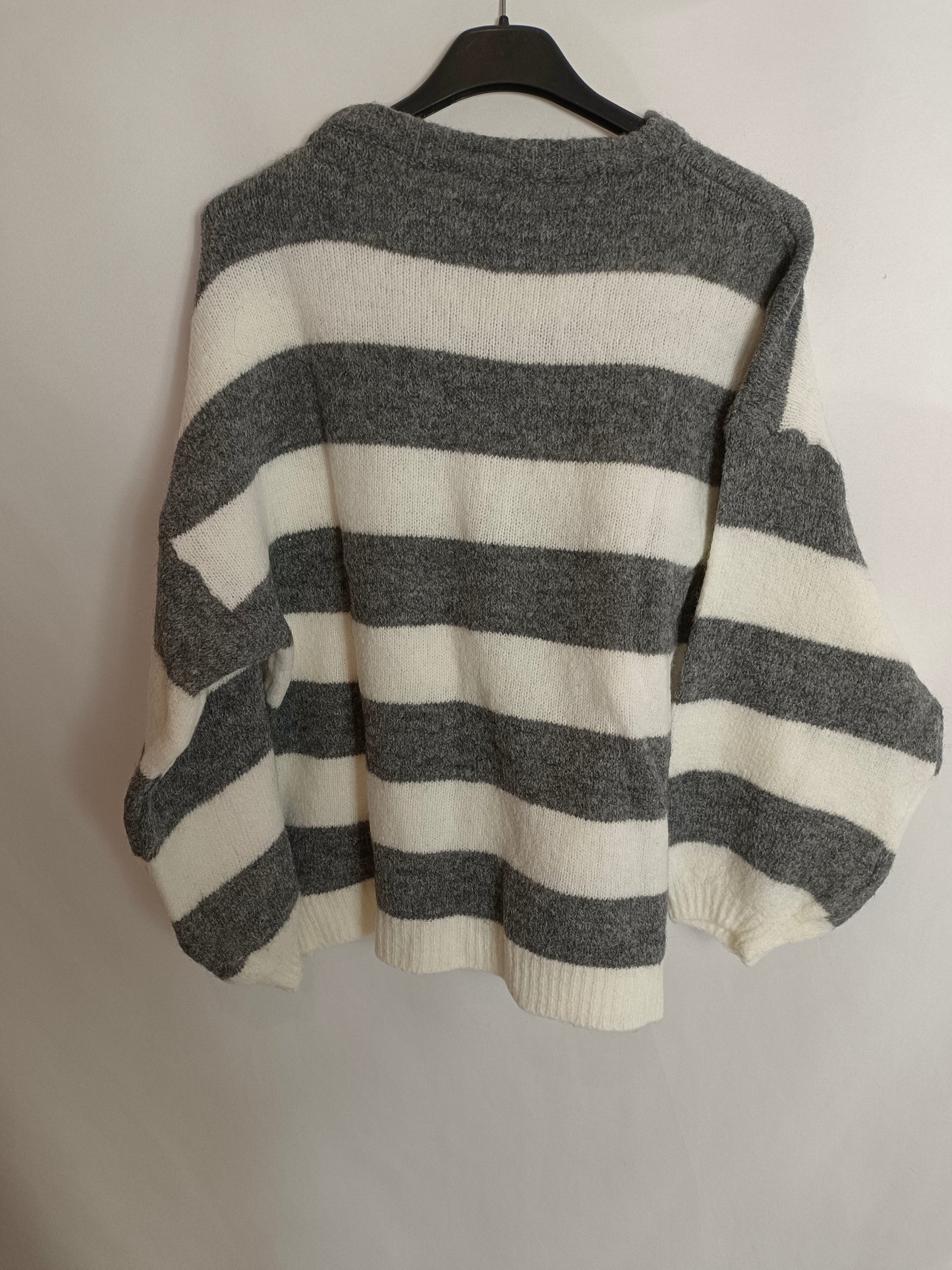 OTRAS. Jersey gris y blanco rayas TU(xs)