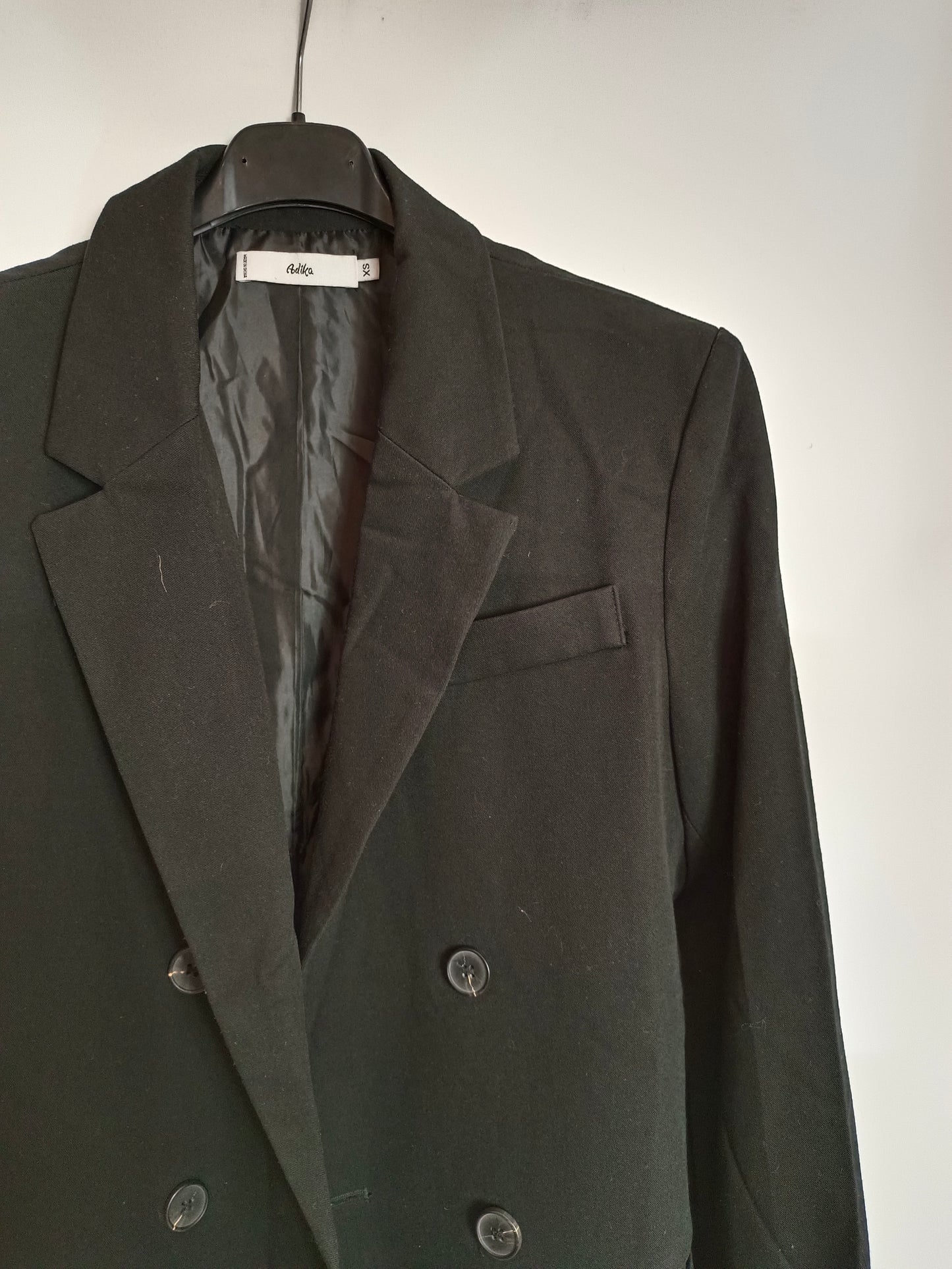 ADIKA. Blazer negra básica T.xs