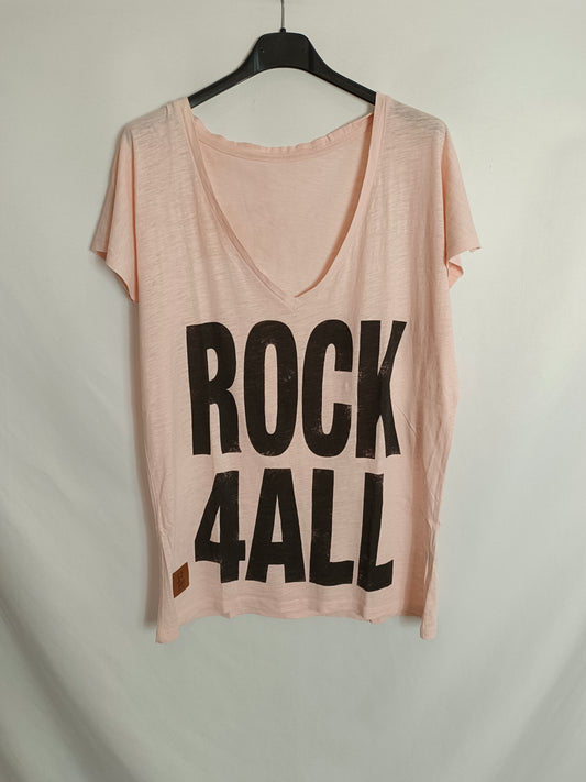 OTHERS. Pink T-shirt with letters Tm