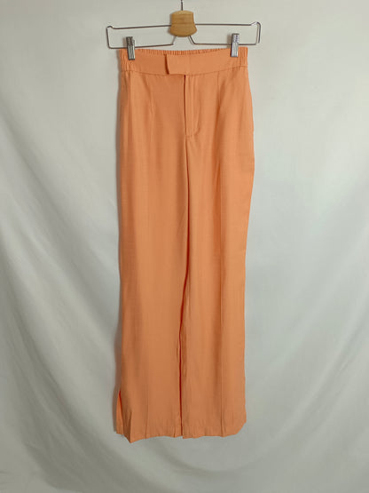 BERSHKA. pantalón naranja palo T.xs