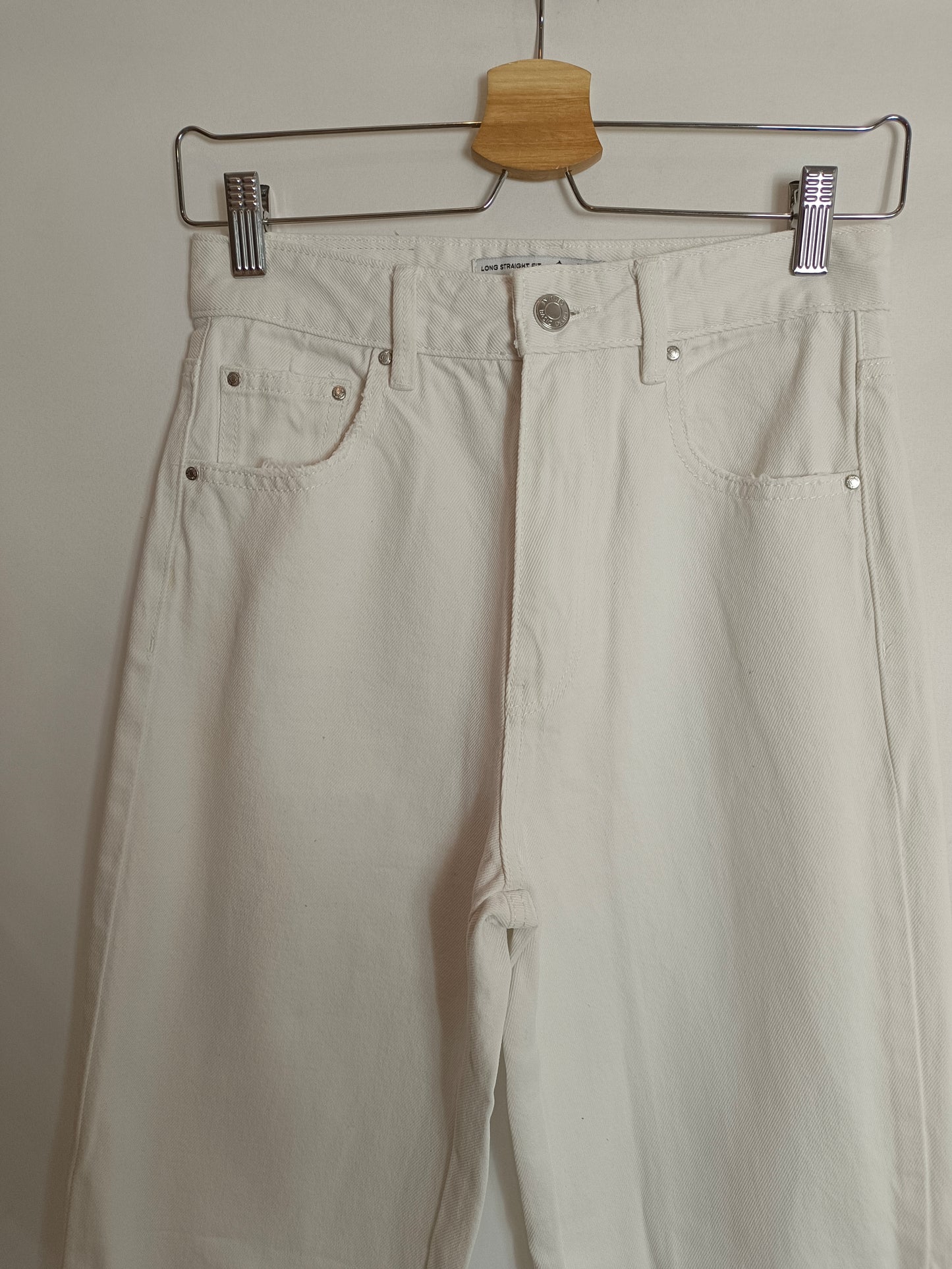 STRADIVARIUS. Wide-leg white trousers, size 34 (tare)