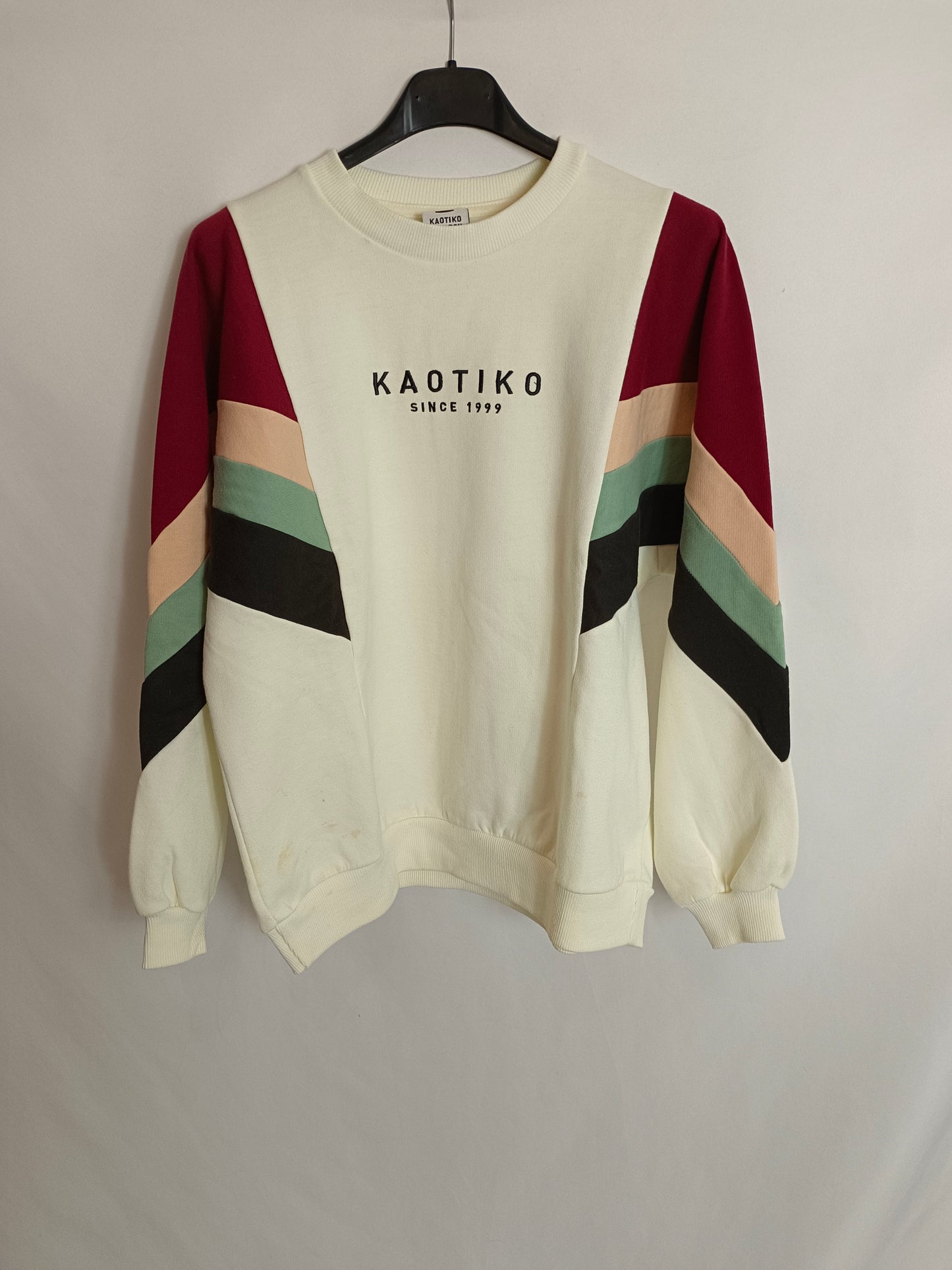 KAOTIKO. Beige striped Ts sweatshirt