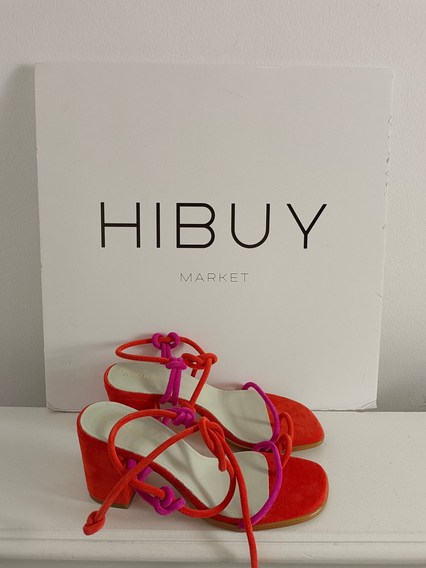 ALOHAS. Sandalias bicolor T.39