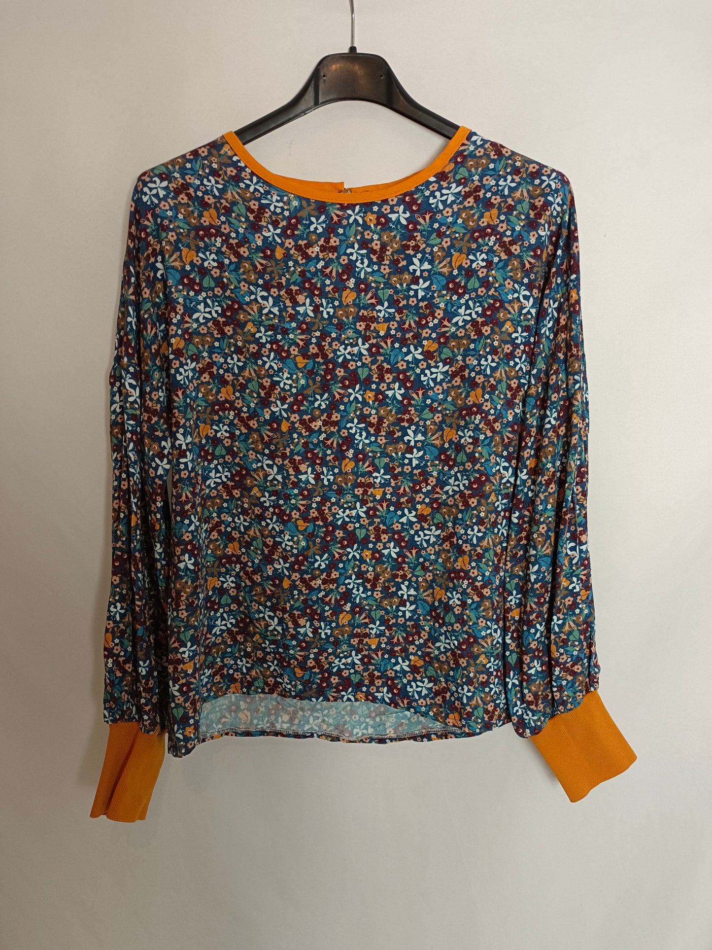 OTHERS. Blue floral blouse YOUR(S)