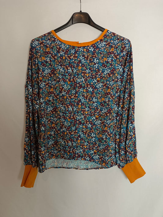 OTHERS. Blue floral blouse YOUR(S)
