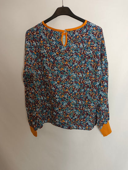 OTHERS. Blue floral blouse YOUR(S)