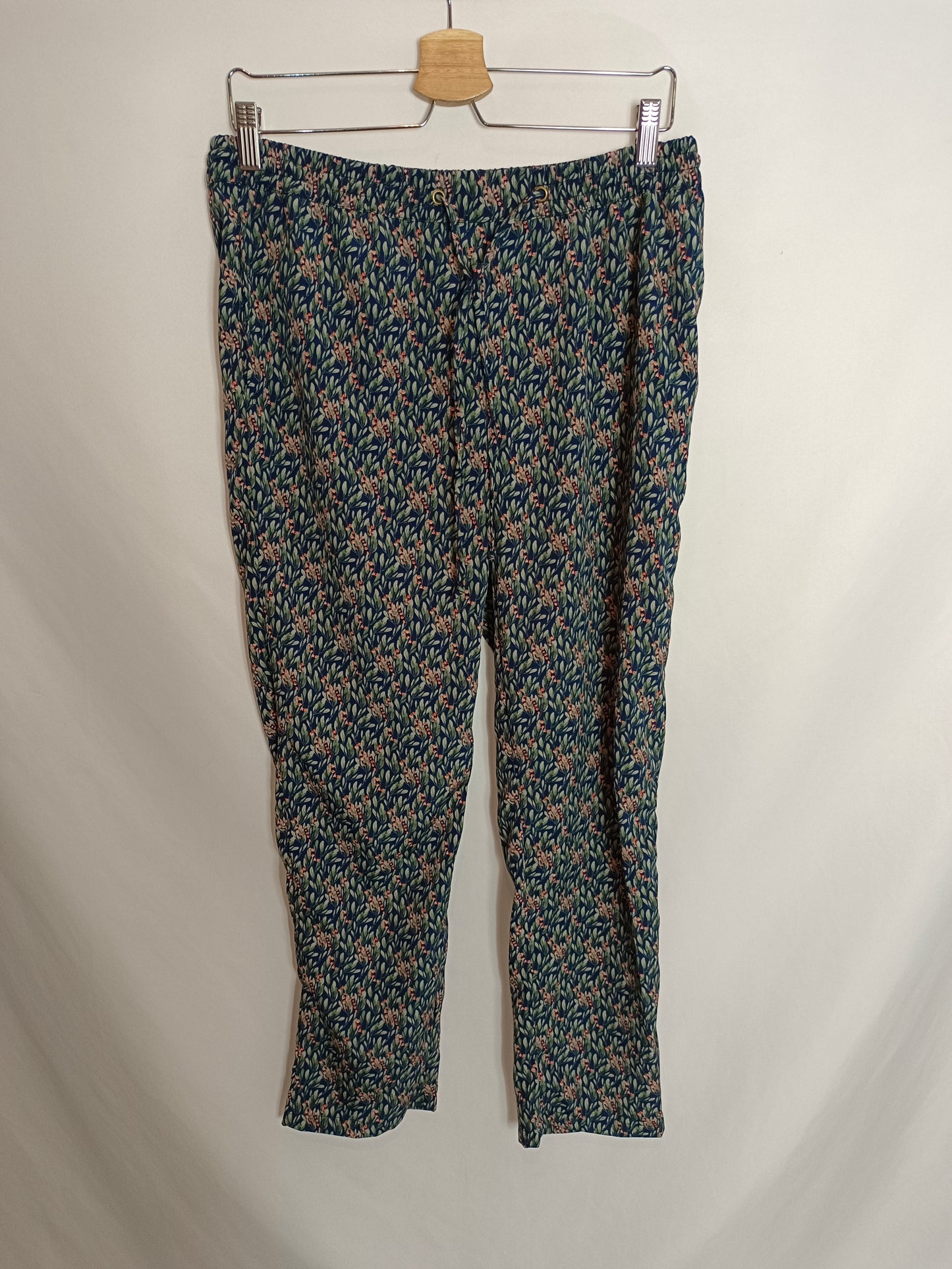 OTHERS. Blue floral pants TU(m)